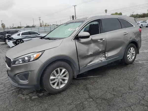 5XYPGDA57GG162692 2016 KIA SORENTO - Image 1