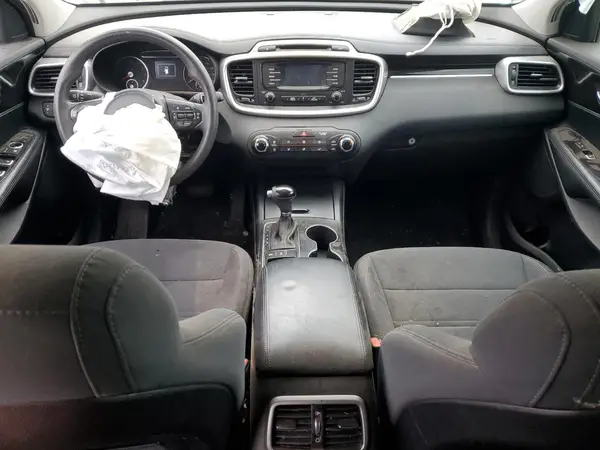 5XYPGDA57GG173871 2016 KIA SORENTO - Image 8