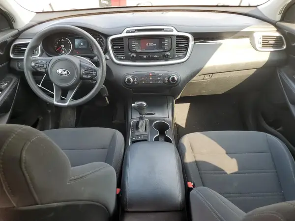 5XYPGDA57GG176009 2016 KIA SORENTO - Image 8