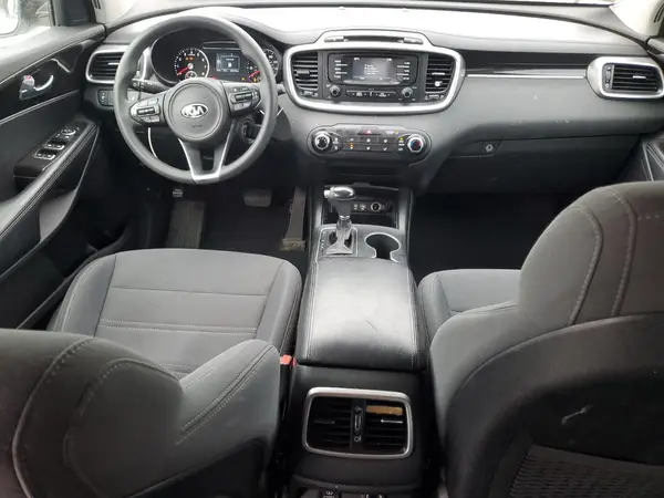 5XYPGDA57GG178939 2016 KIA SORENTO - Image 8