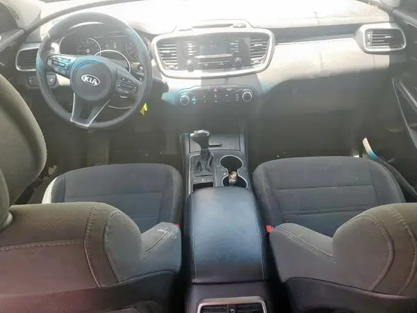 5XYPGDA57GG180495 2016 KIA SORENTO - Image 8