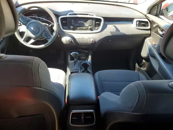 5XYPGDA57HG189652 2017 KIA SORENTO - Image 8