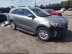 5XYPGDA57HG215053 2017 KIA SORENTO