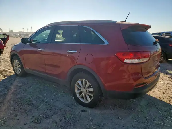 5XYPGDA57HG220706 2017 KIA SORENTO - Image 2