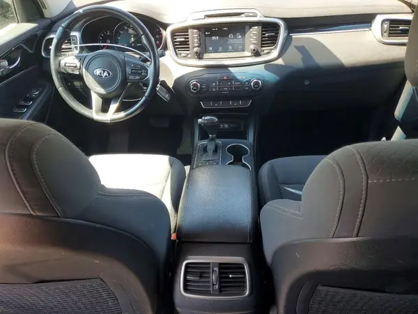 5XYPGDA57HG229440 2017 KIA SORENTO - Image 8