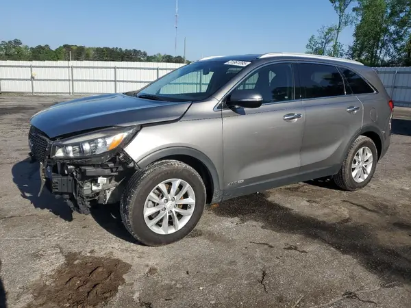 5XYPGDA57HG235187 2017 KIA SORENTO - Image 1