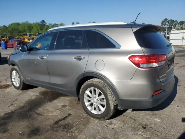 5XYPGDA57HG235187 2017 KIA SORENTO - Image 2