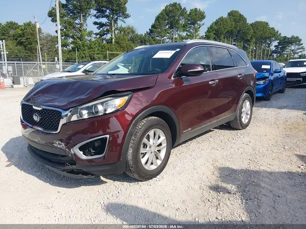 5XYPGDA57HG317209 2017 KIA SORENTO - Image 2