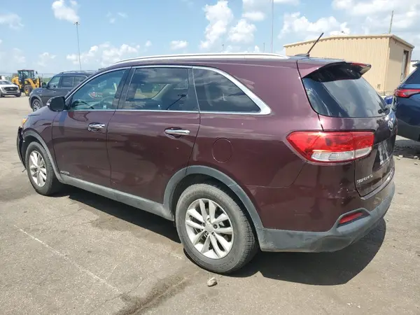 5XYPGDA57HG319025 2017 KIA SORENTO - Image 2