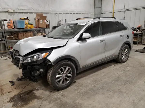 5XYPGDA57HG328551 2017 KIA SORENTO - Image 1