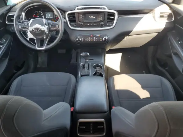 5XYPGDA57HG334995 2017 KIA SORENTO - Image 8