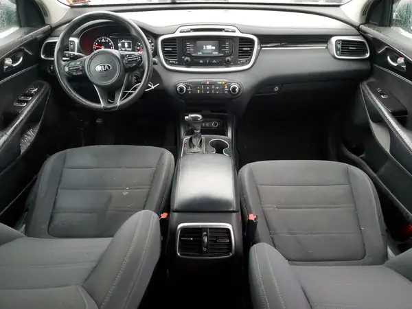 5XYPGDA57JG338616 2018 KIA SORENTO - Image 8