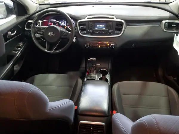 5XYPGDA57JG372930 2018 KIA SORENTO - Image 8