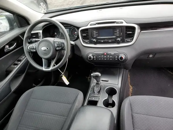 5XYPGDA57JG391638 2018 KIA SORENTO - Image 8