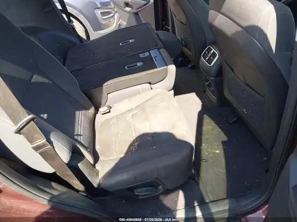5XYPGDA57JG407773 2018 KIA SORENTO - Image 8