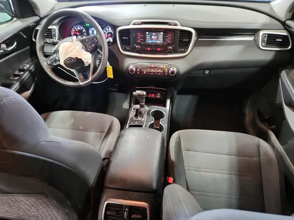 5XYPGDA57JG420099 2018 KIA SORENTO - Image 8