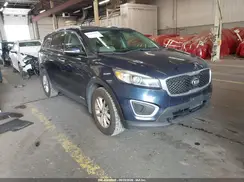 5XYPGDA57JG422564 2018 KIA SORENTO