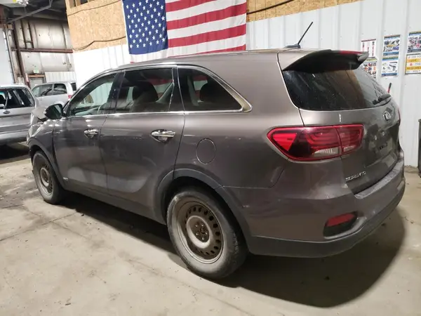 5XYPGDA57KG447191 2019 KIA SORENTO - Image 2