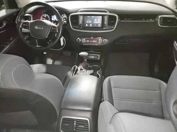 5XYPGDA57KG447191 2019 KIA SORENTO - Image 8