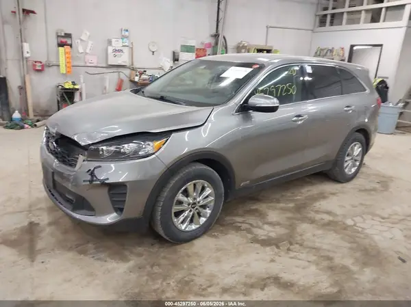 5XYPGDA57KG482345 2019 KIA SORENTO - Image 2