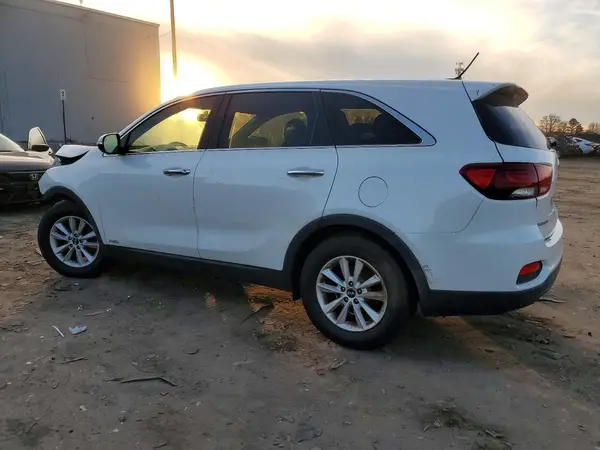 5XYPGDA57KG482510 2019 KIA SORENTO - Image 2