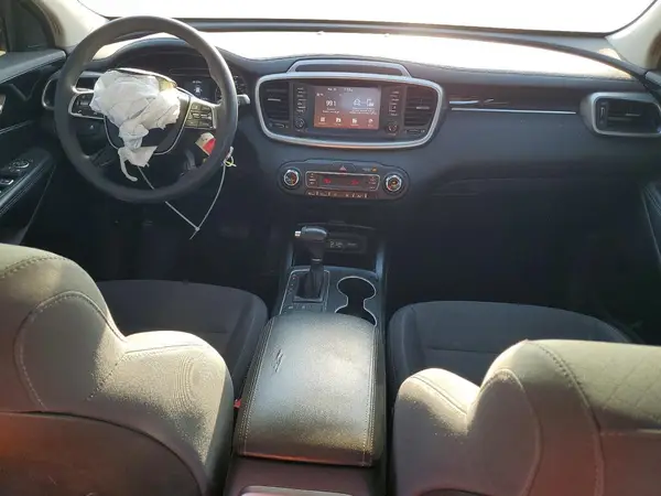 5XYPGDA57KG482698 2019 KIA SORENTO - Image 8