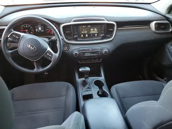 5XYPGDA57LG642550 2020 KIA SORENTO - Image 8