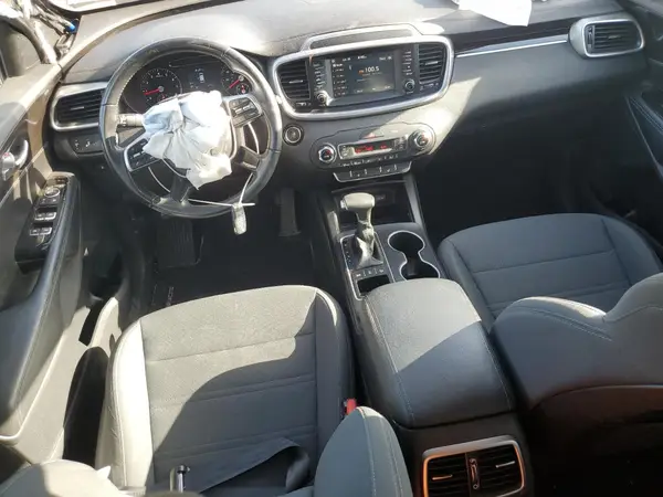 5XYPGDA57LG647277 2020 KIA SORENTO - Image 8