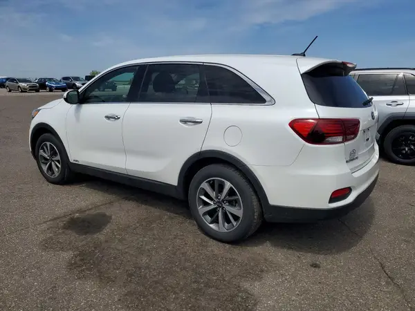 5XYPGDA57LG692428 2020 KIA SORENTO - Image 2