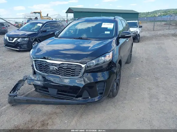 5XYPGDA57LG697077 2020 KIA SORENTO - Image 2