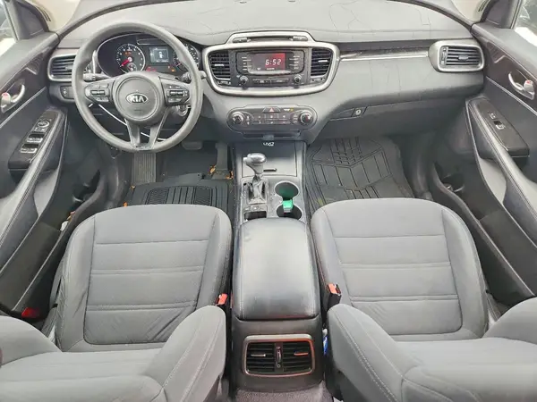 5XYPGDA58GG002854 2016 KIA SORENTO - Image 8