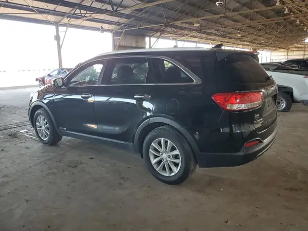 5XYPGDA58GG007553 2016 KIA SORENTO - Image 2