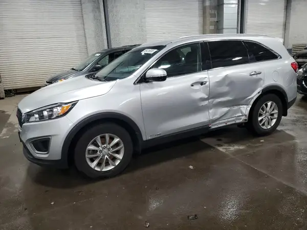 5XYPGDA58GG009447 2016 KIA SORENTO - Image 1