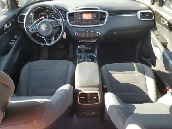 5XYPGDA58GG089204 2016 KIA SORENTO - Image 8