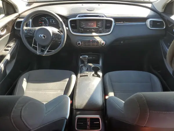5XYPGDA58GG108897 2016 KIA SORENTO - Image 8