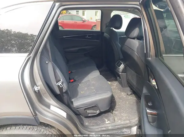 5XYPGDA58GG130690 2016 KIA SORENTO - Image 8