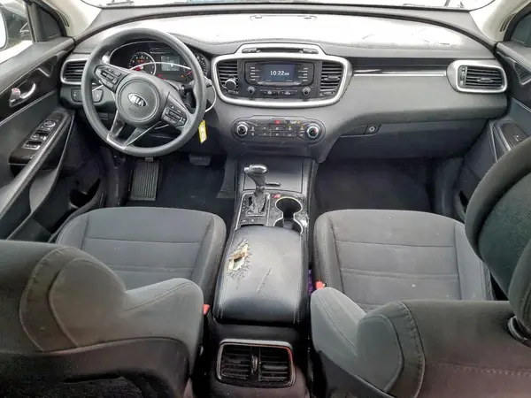 5XYPGDA58GG134450 2016 KIA SORENTO - Image 8