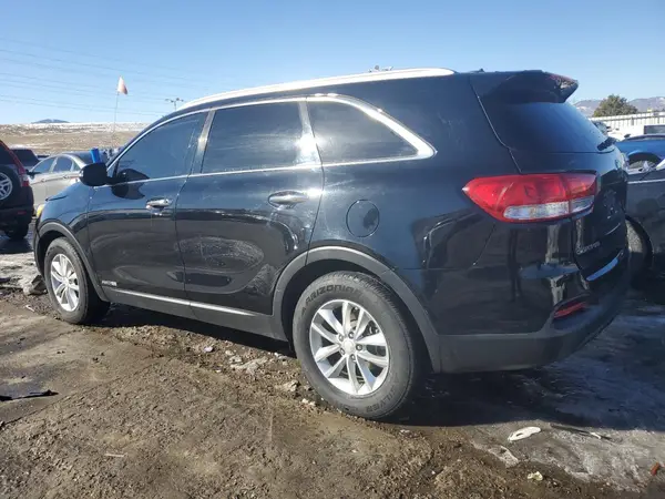 5XYPGDA58GG150261 2016 KIA SORENTO - Image 2