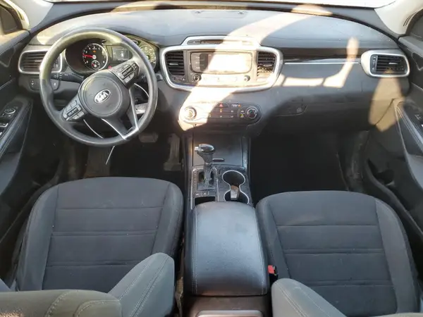 5XYPGDA58GG173135 2016 KIA SORENTO - Image 8