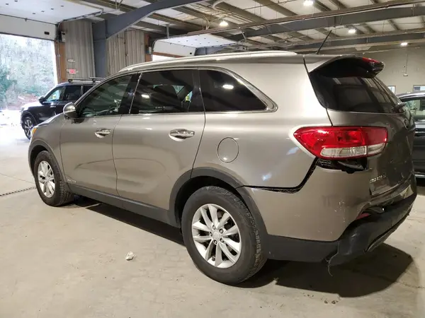 5XYPGDA58GG173149 2016 KIA SORENTO - Image 2
