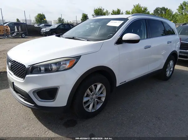 5XYPGDA58GG178013 2016 KIA SORENTO - Image 2
