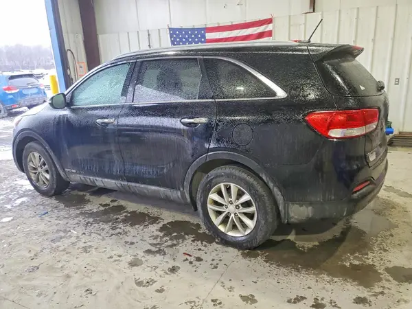 5XYPGDA58GG178139 2016 KIA SORENTO - Image 2