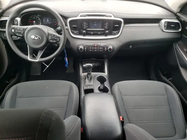 5XYPGDA58HG190521 2017 KIA SORENTO - Image 8