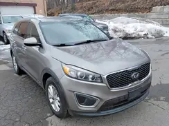 5XYPGDA58HG195427 2017 KIA SORENTO