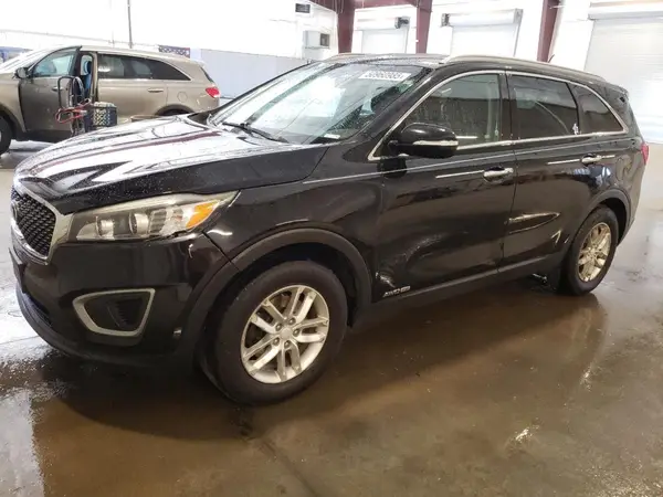 5XYPGDA58HG196318 2017 KIA SORENTO - Image 1