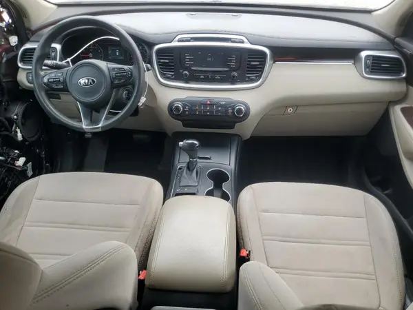 5XYPGDA58HG201498 2017 KIA SORENTO - Image 8