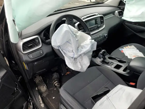 5XYPGDA58HG208712 2017 KIA SORENTO - Image 8