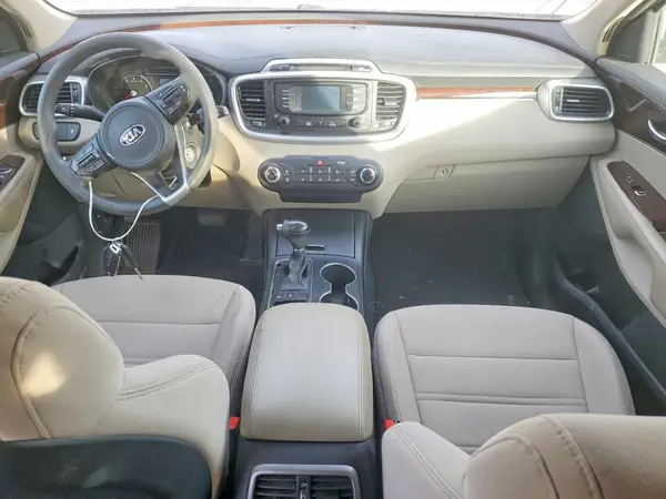 5XYPGDA58HG208855 2017 KIA SORENTO - Image 8