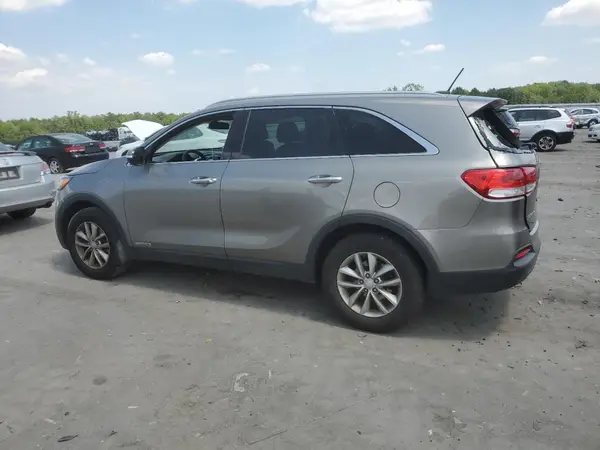 5XYPGDA58HG212677 2017 KIA SORENTO - Image 2