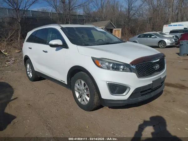 5XYPGDA58HG215501 2017 KIA SORENTO - Image 1